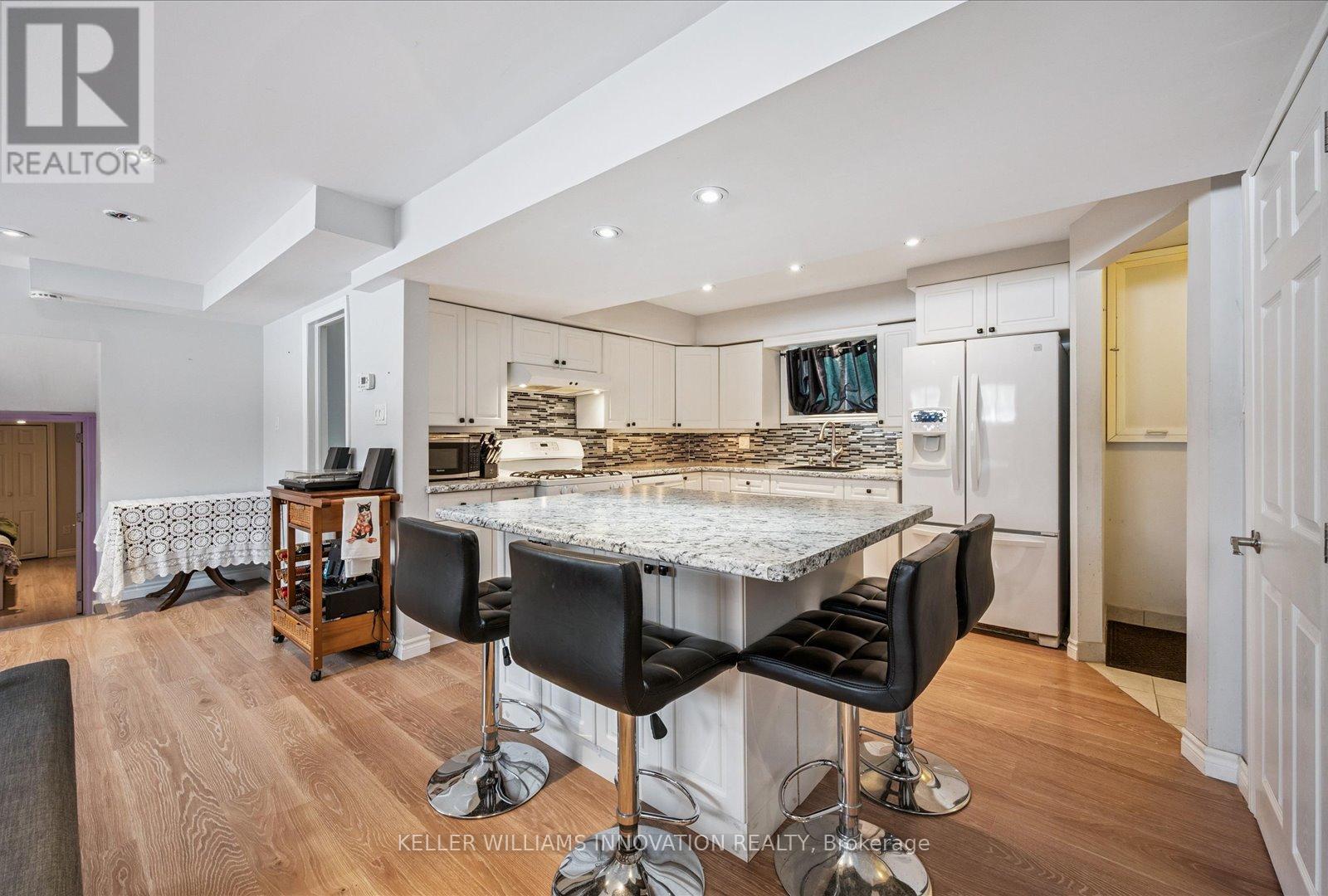 Lower Unit - 306 Shelley Drive, Kitchener, Ontario  N2C 1N1 - Photo 7 - X12817762