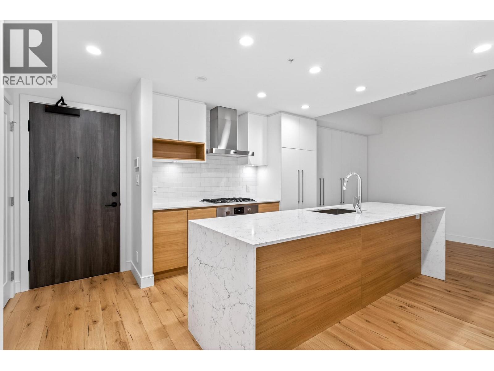 126 55 Klahanie Drive, Port Moody, British Columbia  V3H 0M9 - Photo 3 - R3091676