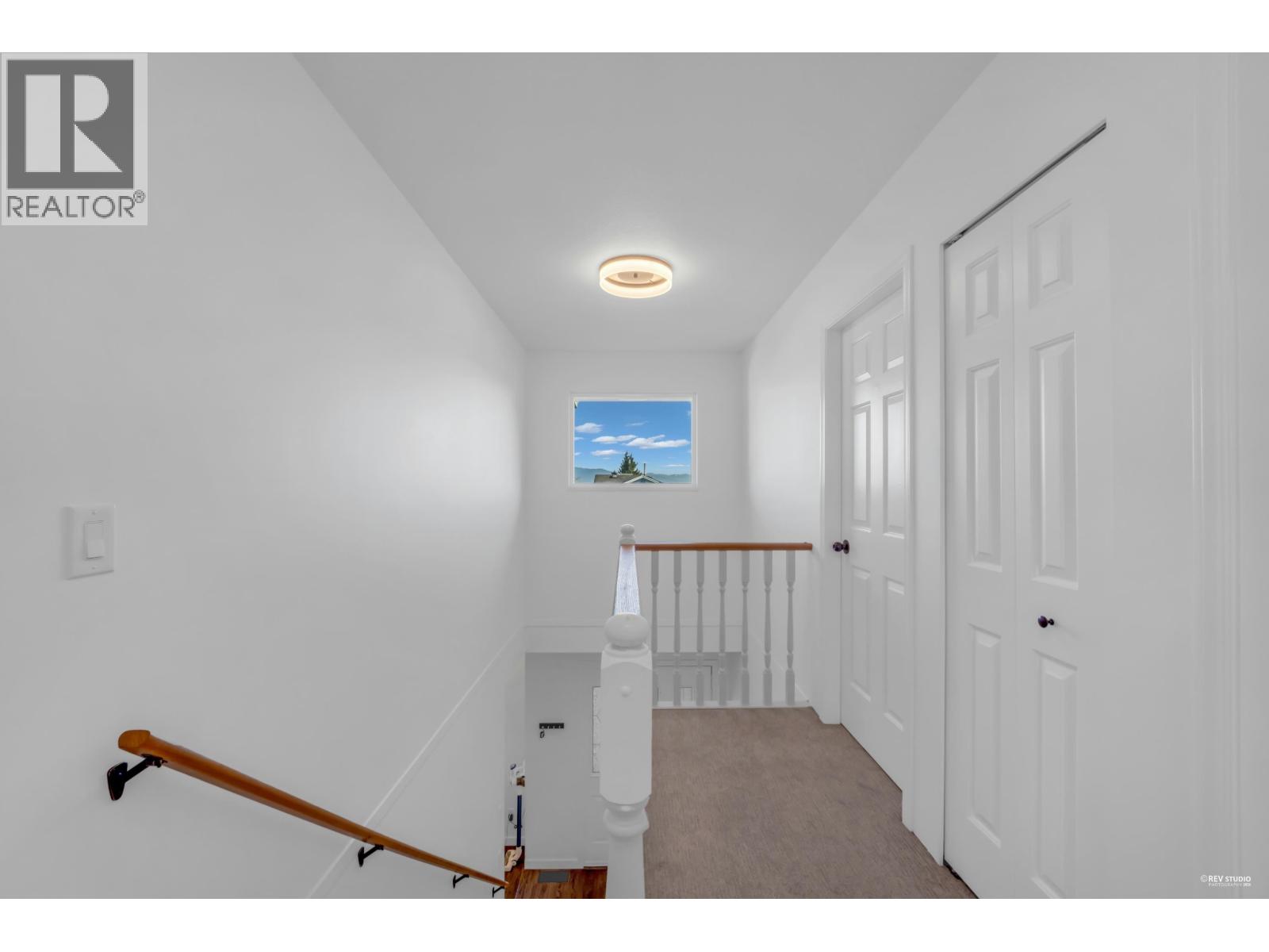 642 Lost Lake Drive, Coquitlam, British Columbia  V3C 5G3 - Photo 15 - R3093338