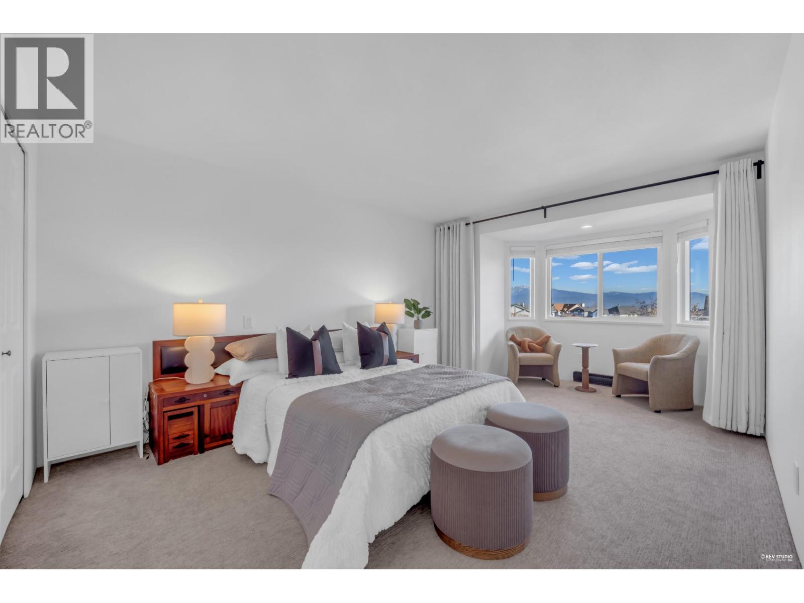 642 Lost Lake Drive, Coquitlam, British Columbia  V3C 5G3 - Photo 16 - R3093338