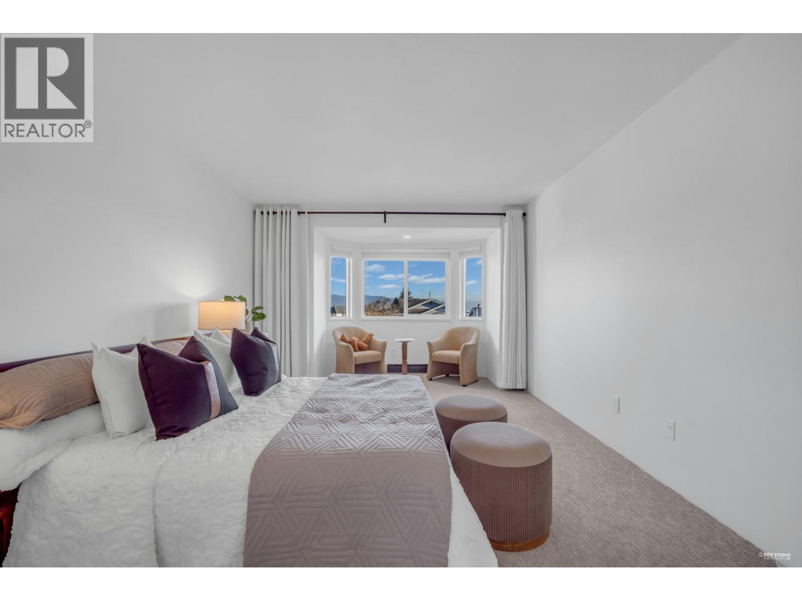 642 Lost Lake Drive, Coquitlam, British Columbia  V3C 5G3 - Photo 17 - R3093338