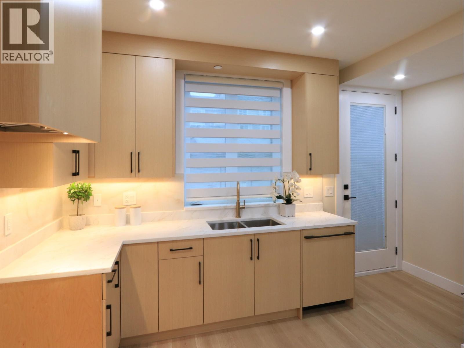 2828 Cheyenne Avenue, Vancouver, British Columbia  V5R 4R6 - Photo 14 - R3092937