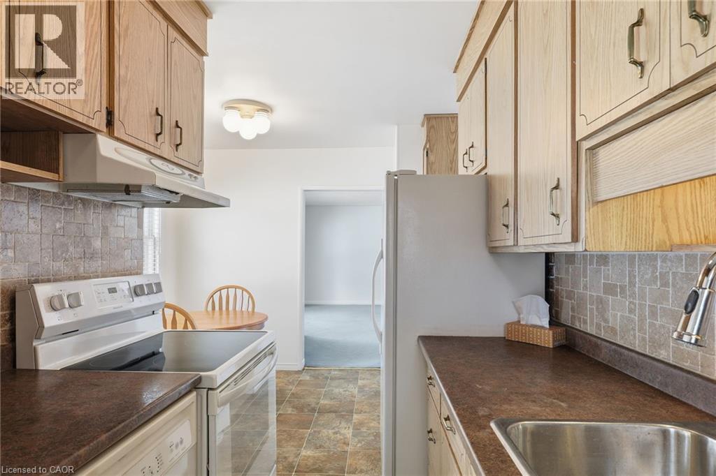 81 Clive Road, Kitchener, Ontario  N2H 3N5 - Photo 11 - 40800995