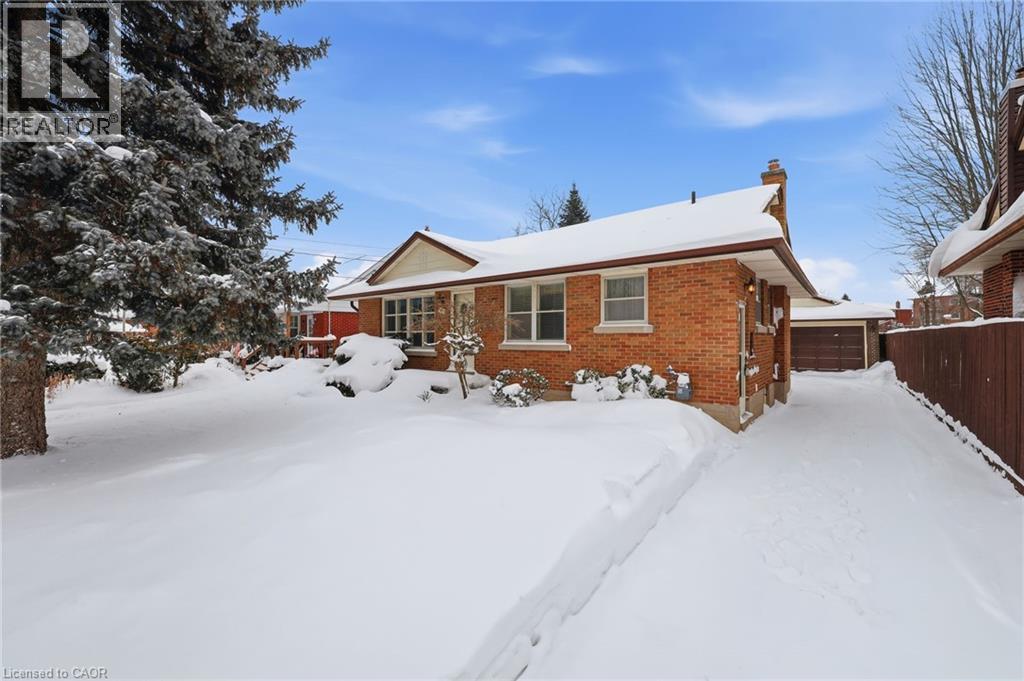 81 CLIVE Road, Kitchener, Ontario