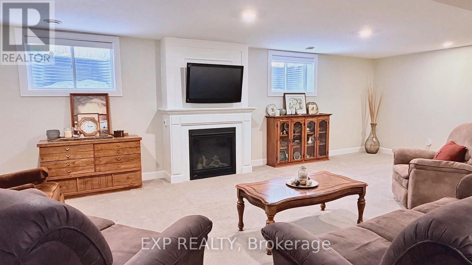 19 Statham Street, Strathroy-Caradoc, Ontario  N7G 0G2 - Photo 25 - X12817788