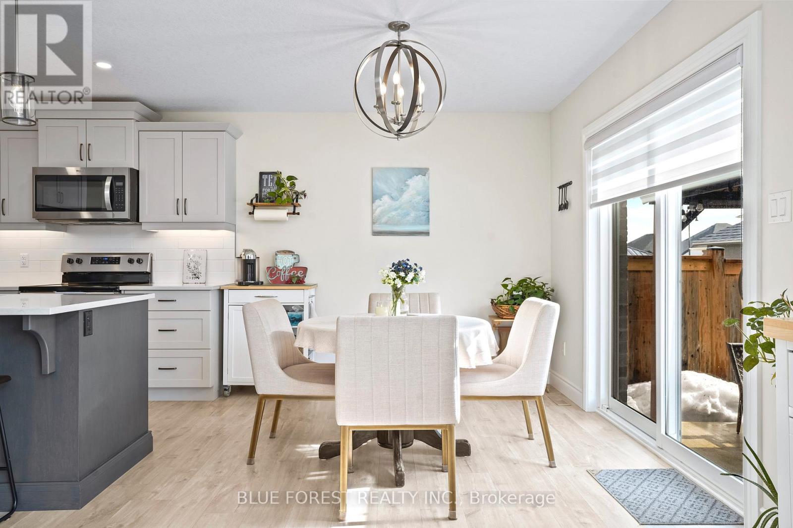 12 Auburn Drive, St. Thomas, Ontario  N5R 0K2 - Photo 11 - X12817822