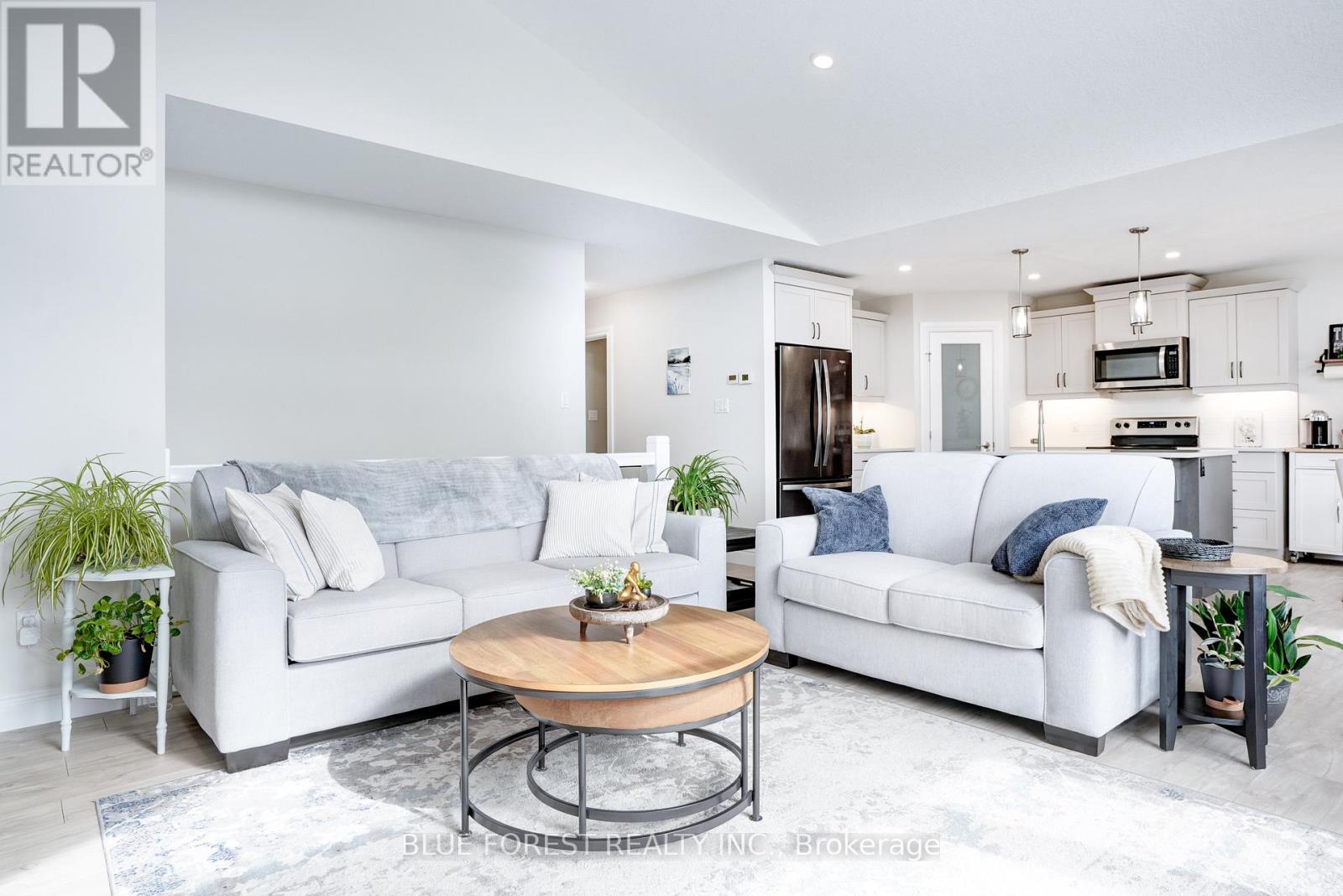 12 Auburn Drive, St. Thomas, Ontario  N5R 0K2 - Photo 15 - X12817822