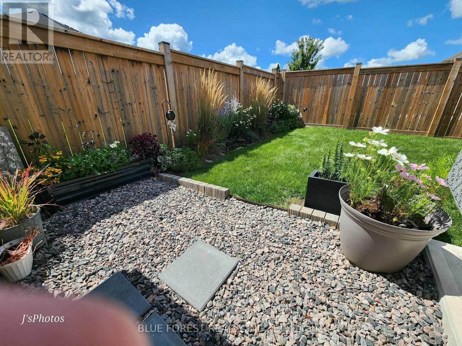 12 Auburn Drive, St. Thomas, Ontario  N5R 0K2 - Photo 45 - X12817822