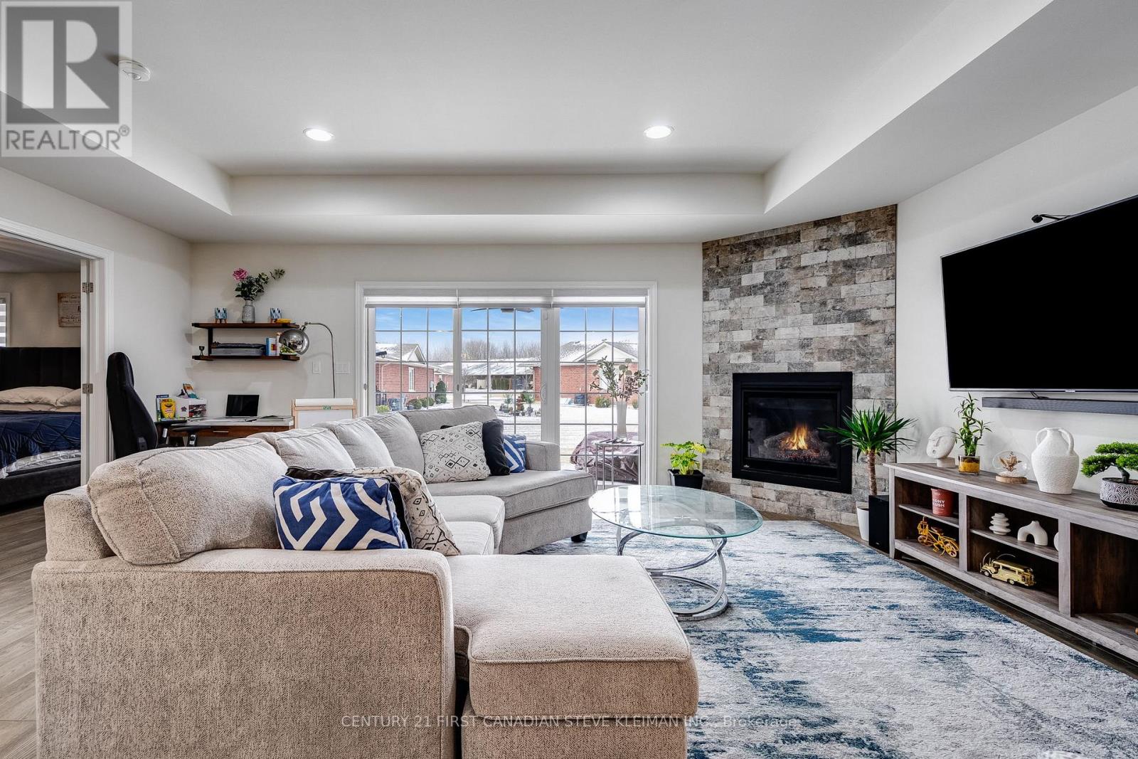 1091 Copeland Avenue, Windsor, Ontario  N8P 0C3 - Photo 13 - X12817840