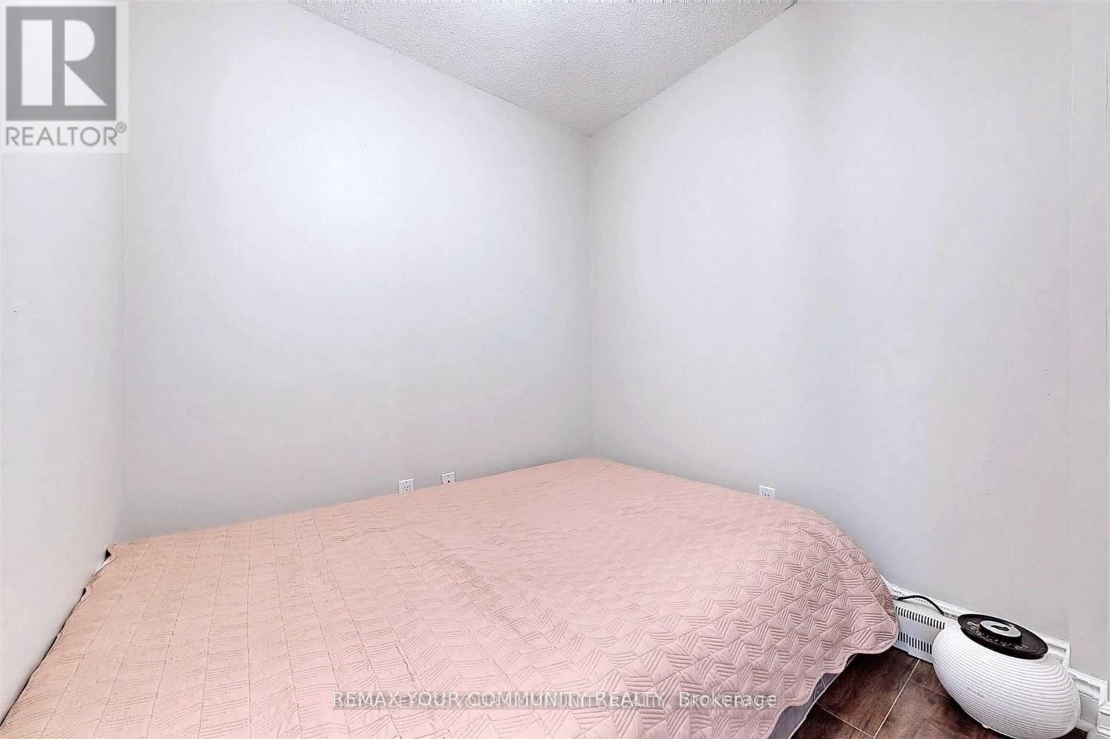 2603 - 10 Northtown Way, Toronto, Ontario  M2N 7L4 - Photo 17 - C12817836