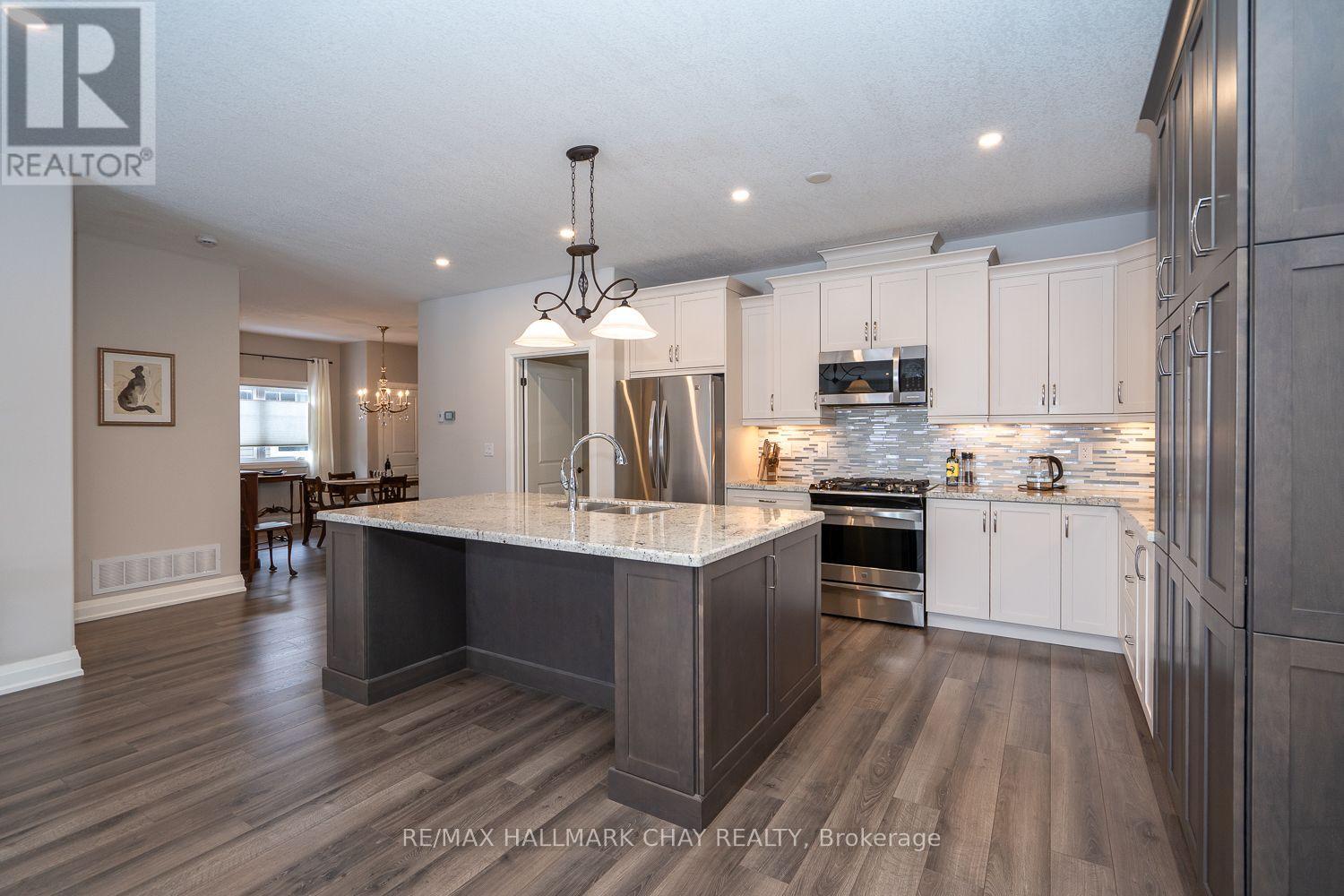 54 Landscape Drive, Oro-Medonte (Horseshoe Valley), Ontario  L0L 2L0 - Photo 12 - S12817826