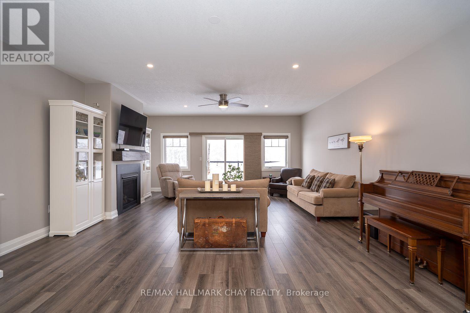 54 Landscape Drive, Oro-Medonte (Horseshoe Valley), Ontario  L0L 2L0 - Photo 14 - S12817826