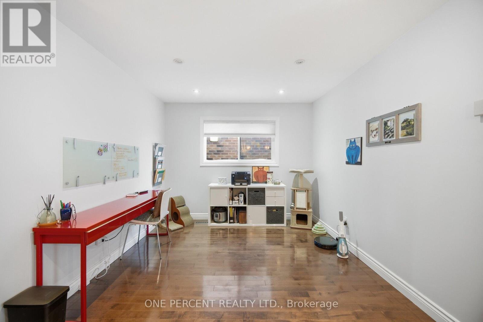 3952 Honey Locust Trail, Mississauga, Ontario  L5N 6X4 - Photo 11 - W12817796