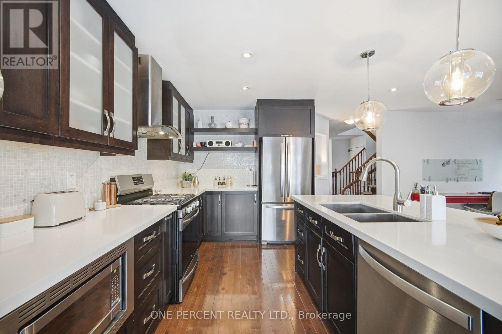 3952 Honey Locust Trail, Mississauga, Ontario  L5N 6X4 - Photo 14 - W12817796