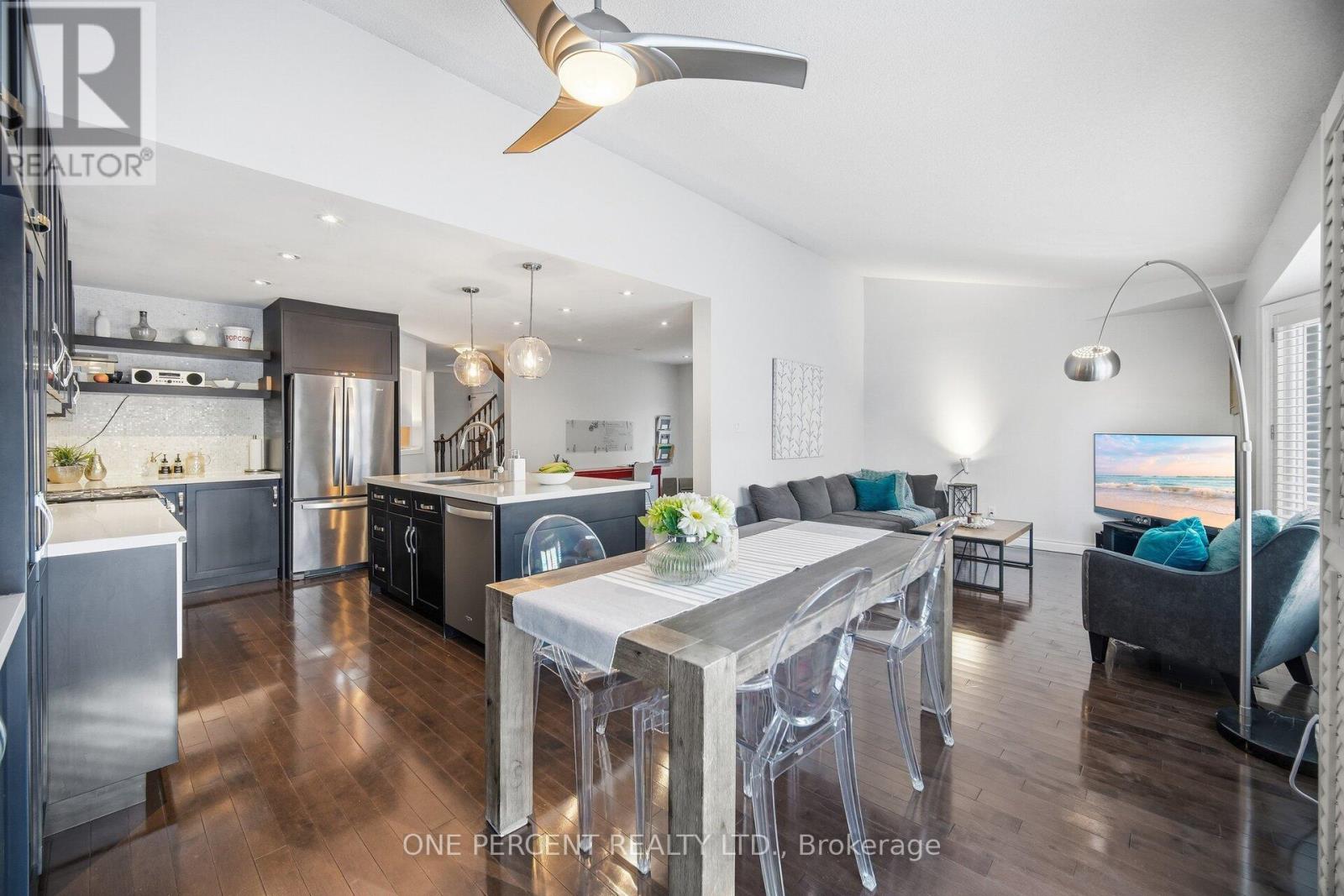 3952 Honey Locust Trail, Mississauga, Ontario  L5N 6X4 - Photo 19 - W12817796