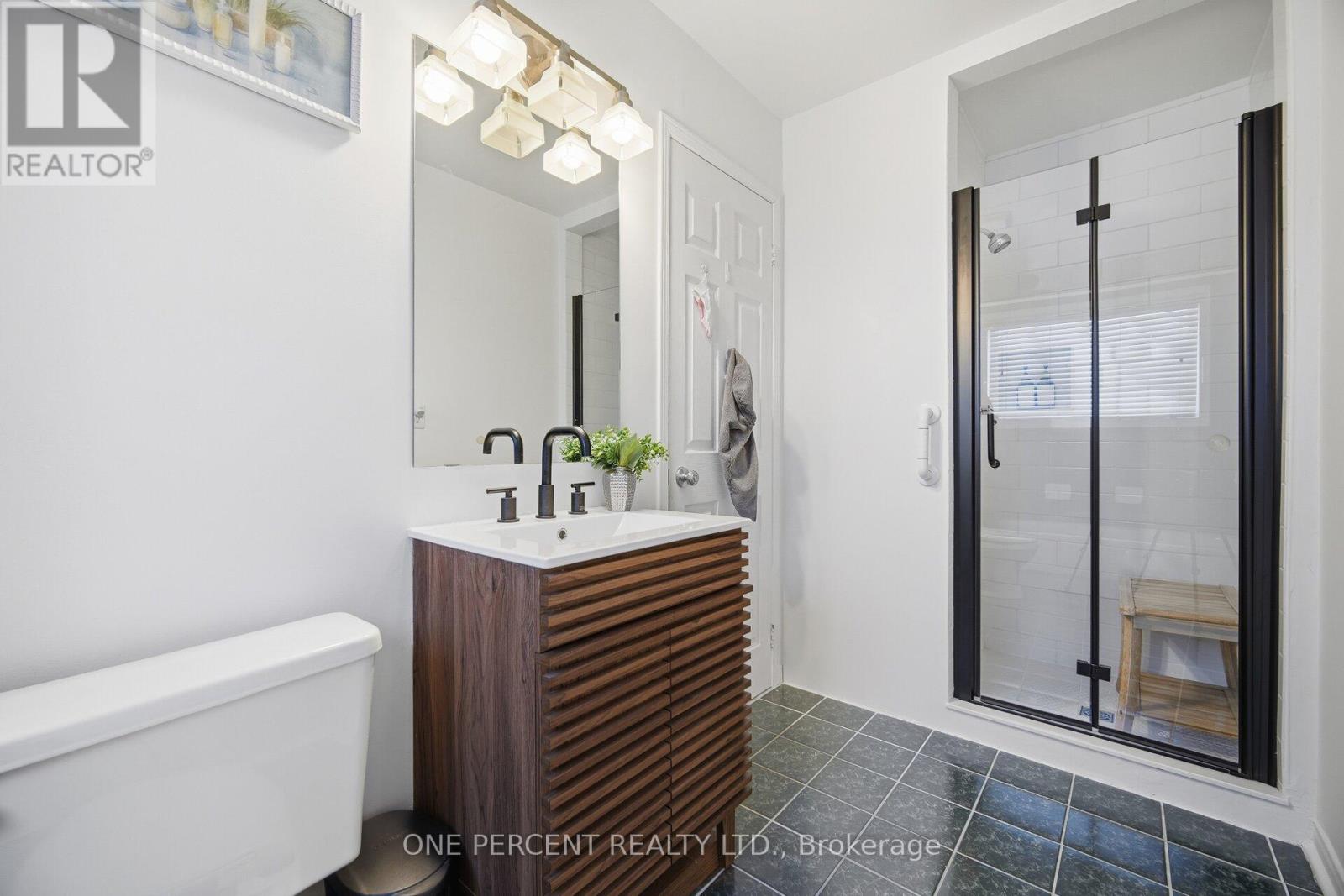 3952 Honey Locust Trail, Mississauga, Ontario  L5N 6X4 - Photo 33 - W12817796