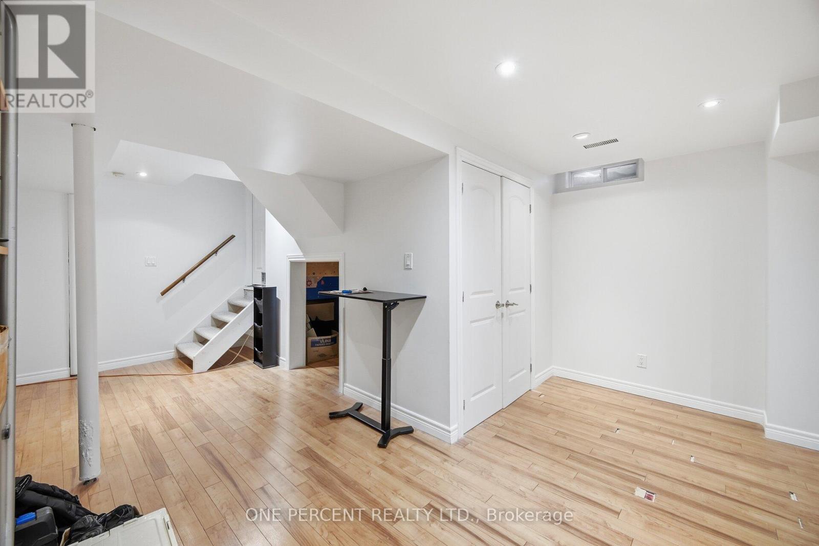 3952 Honey Locust Trail, Mississauga, Ontario  L5N 6X4 - Photo 43 - W12817796