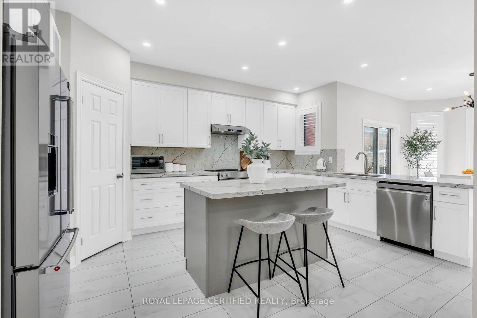 461 Downes Jackson Heights, Milton, Ontario  L9T 8V7 - Photo 15 - W12817824