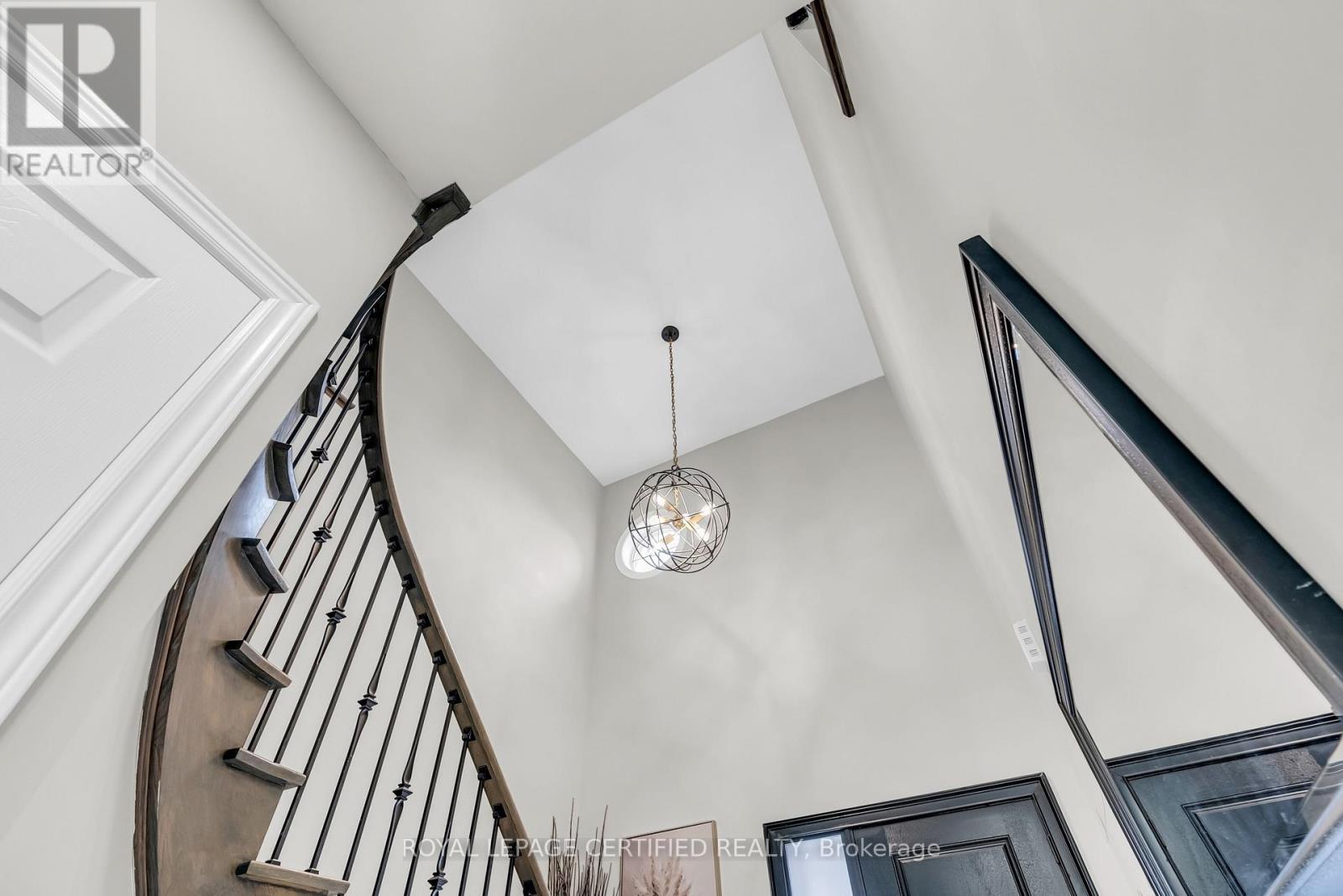 461 Downes Jackson Heights, Milton, Ontario  L9T 8V7 - Photo 7 - W12817824