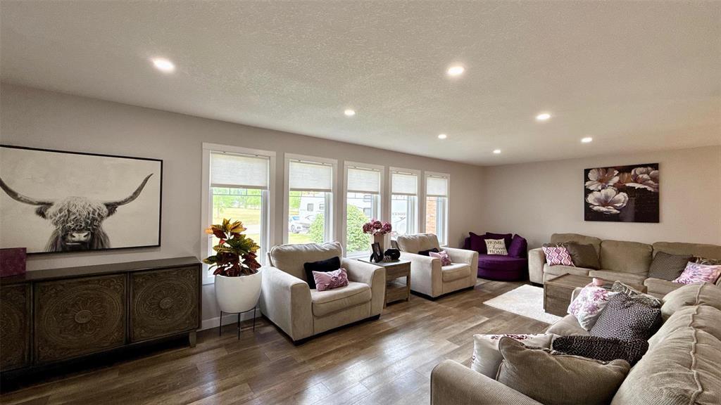 12 Parkway Drive, Swan River, Manitoba  R0L 1Z0 - Photo 16 - 202603274