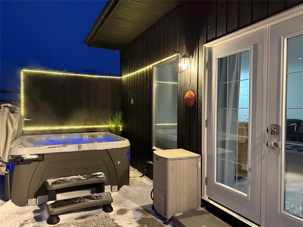 12 Parkway Drive, Swan River, Manitoba  R0L 1Z0 - Photo 2 - 202603274