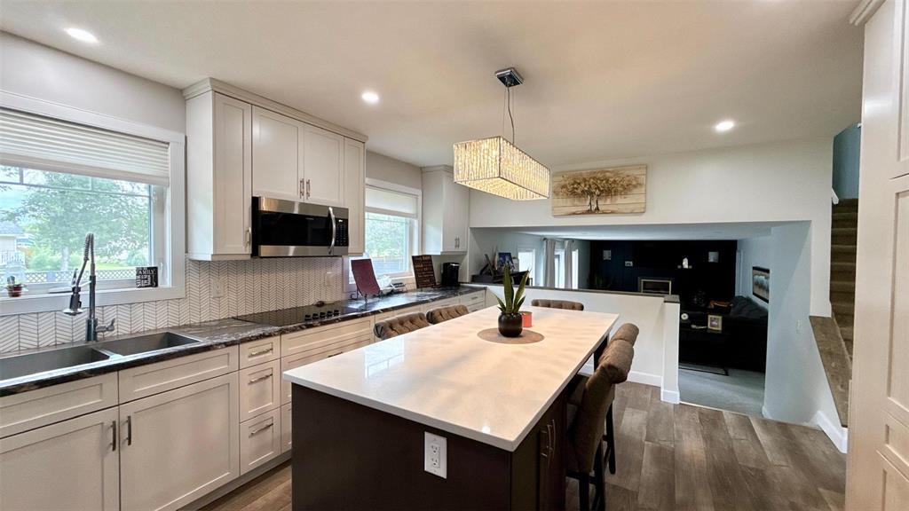 12 Parkway Drive, Swan River, Manitoba  R0L 1Z0 - Photo 21 - 202603274