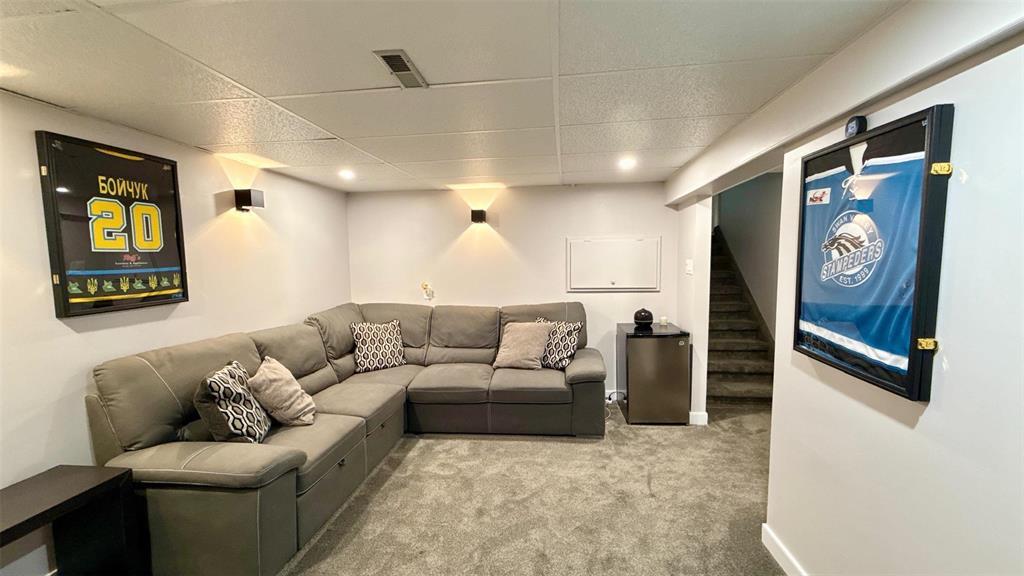 12 Parkway Drive, Swan River, Manitoba  R0L 1Z0 - Photo 37 - 202603274