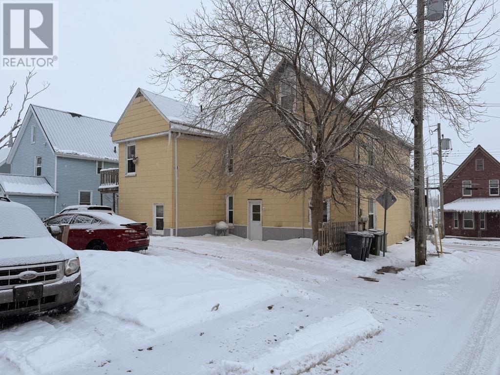 16-18 Spring Park Road, Charlottetown, Prince Edward Island  C1A 3X6 - Photo 7 - 202603336