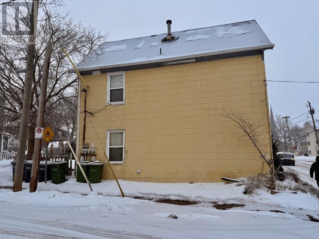 16-18 Spring Park Road, Charlottetown, Prince Edward Island  C1A 3X6 - Photo 8 - 202603336