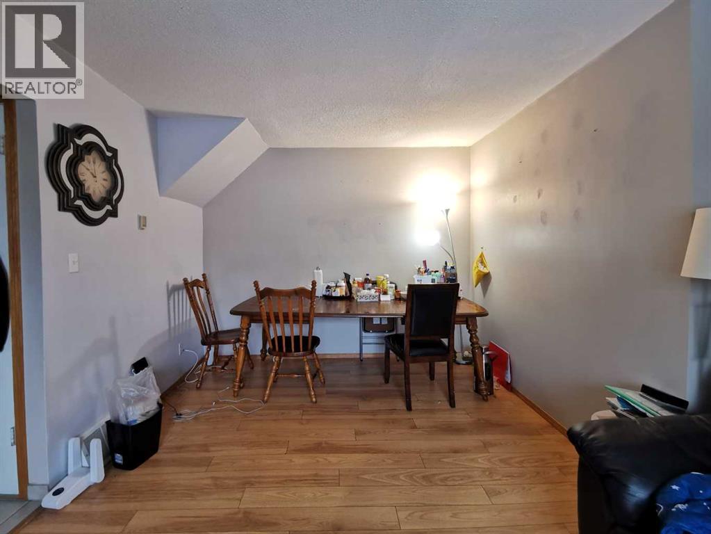 97, 4936 Dalton Drive Nw, Calgary, Alberta  T3A 2E4 - Photo 2 - A2206707