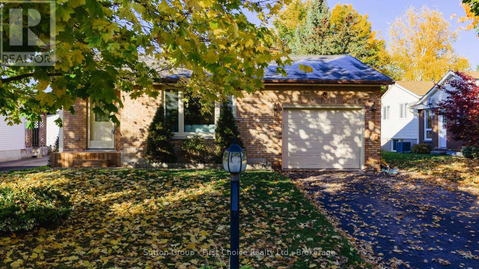 8 Dunsford Crescent, St. Marys, Ontario  N4X 1C6 - Photo 2 - X12817894