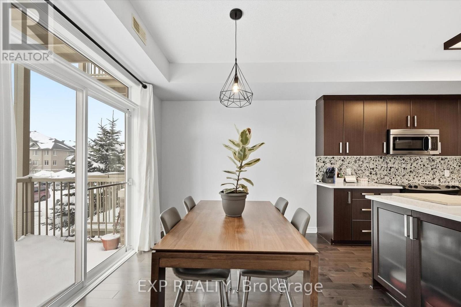 194 Hornchurch Lane, Ottawa, Ontario  K2J 2T3 - Photo 10 - X12817844