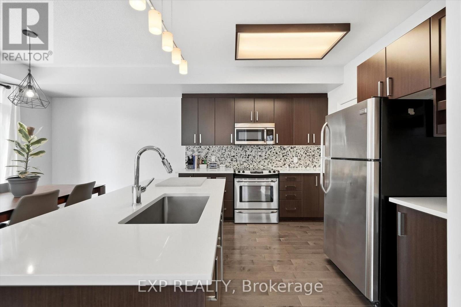 194 Hornchurch Lane, Ottawa, Ontario  K2J 2T3 - Photo 14 - X12817844