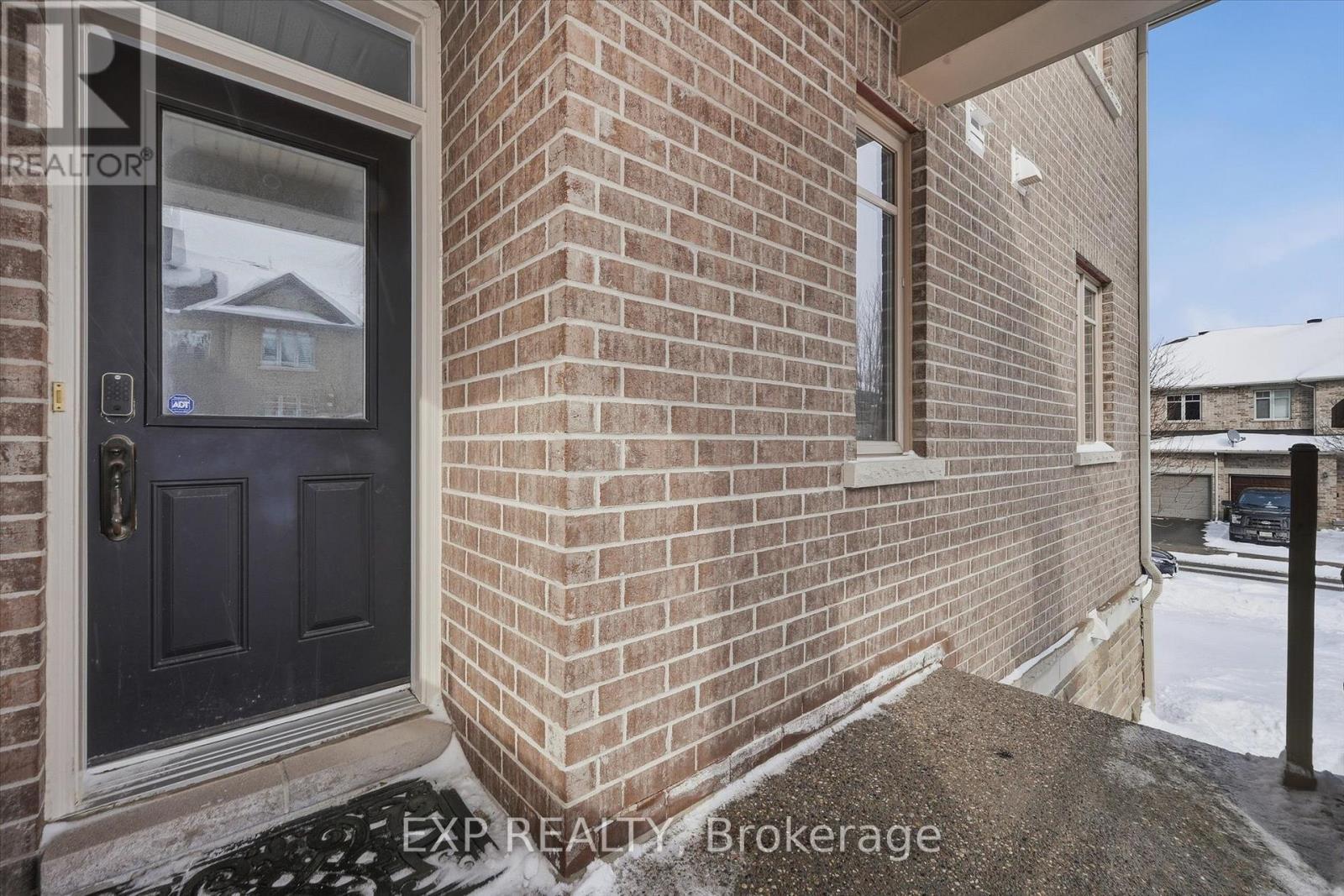 194 Hornchurch Lane, Ottawa, Ontario  K2J 2T3 - Photo 5 - X12817844
