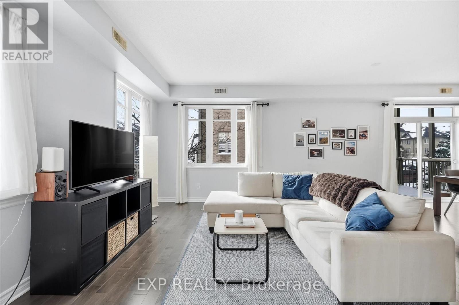 194 Hornchurch Lane, Ottawa, Ontario  K2J 2T3 - Photo 7 - X12817844