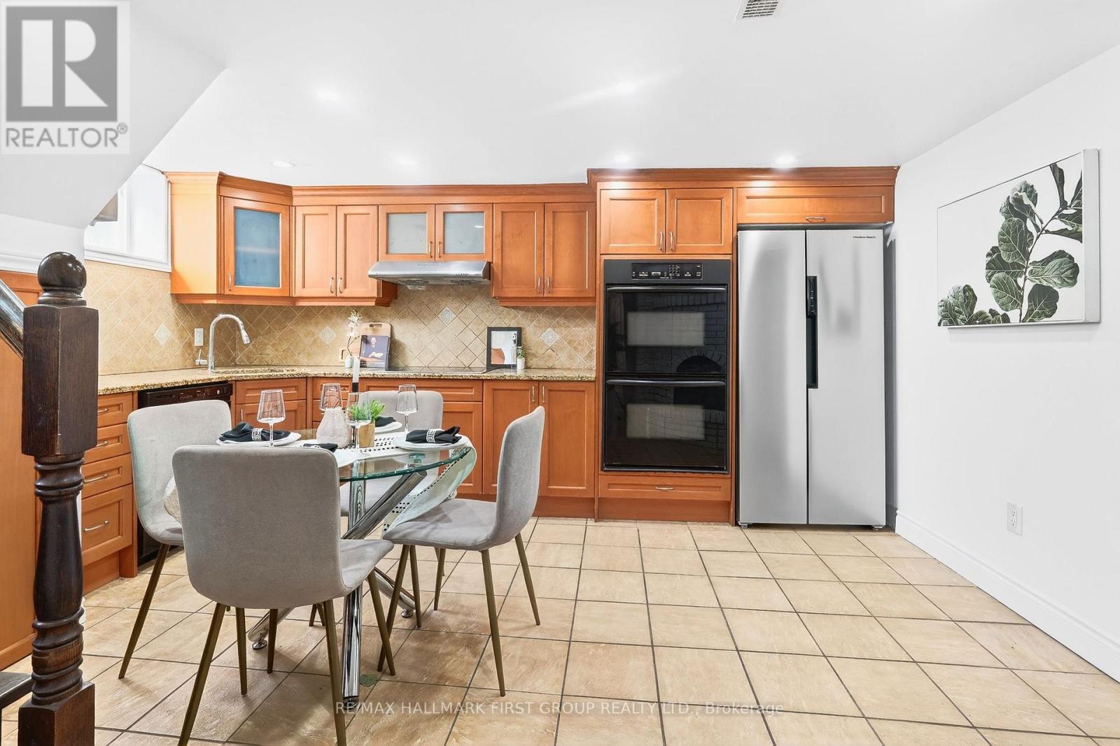 16 Archer Street, Toronto, Ontario  M6H 1J2 - Photo 23 - C12817854