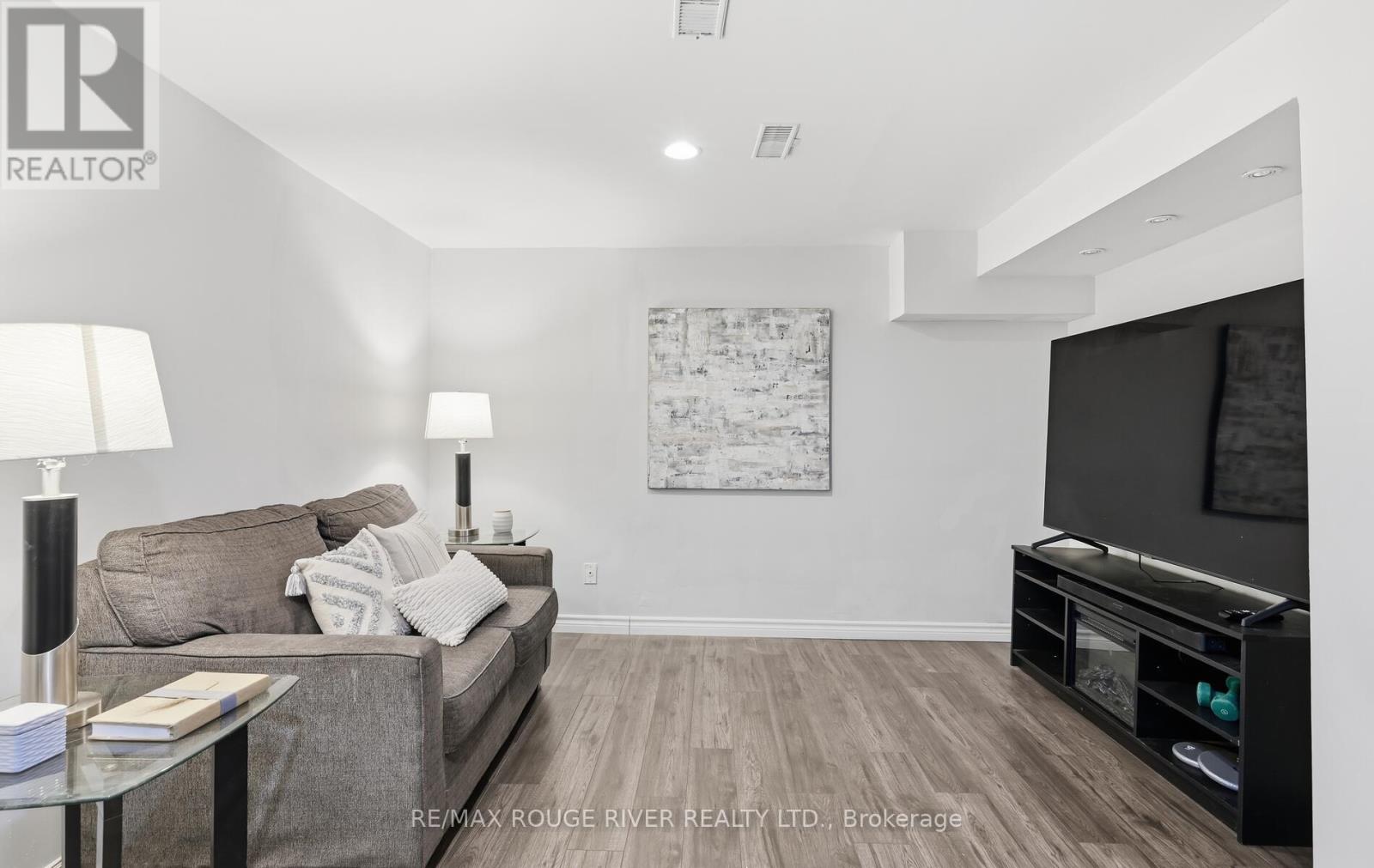 1201 Charlotte Circle, Pickering, Ontario  L1V 3P9 - Photo 22 - E12817850