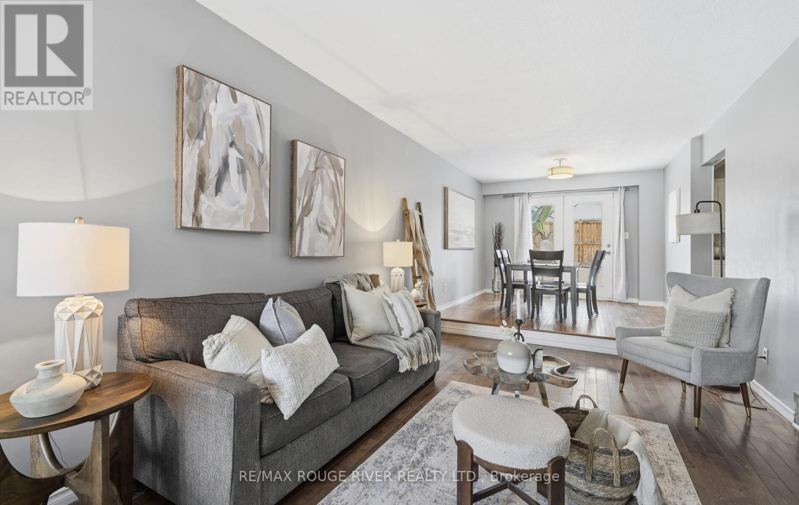 1201 Charlotte Circle, Pickering, Ontario  L1V 3P9 - Photo 6 - E12817850