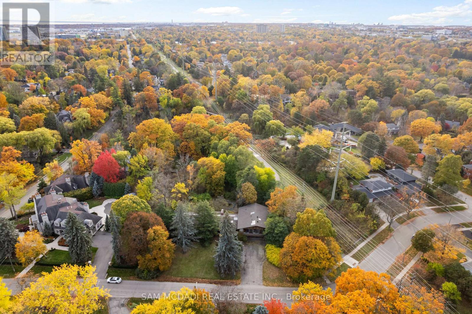 1310 Ravine Drive, Mississauga, Ontario  L5J 3E5 - Photo 9 - W12817846