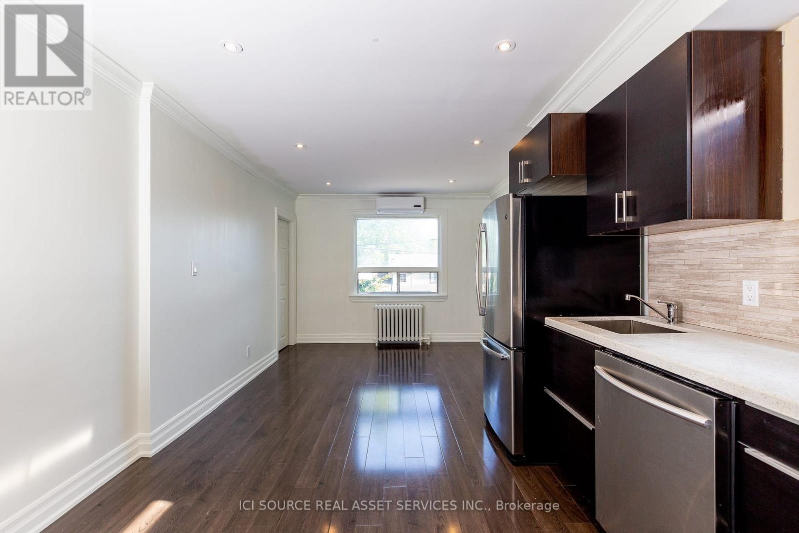 B - 253 LAKESHORE ROAD E