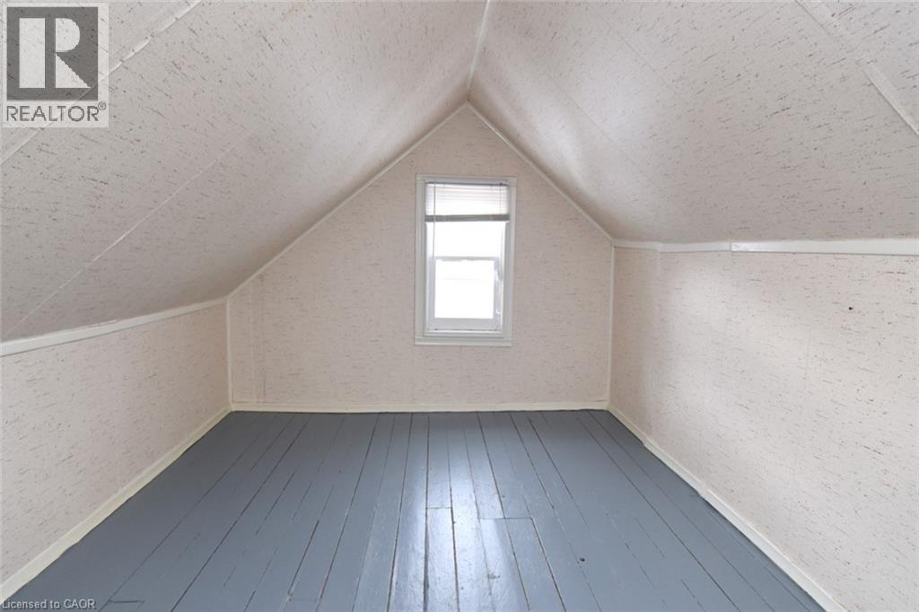 261 Prospect Street S, Hamilton, Ontario  L8M 2Z8 - Photo 16 - 40806706