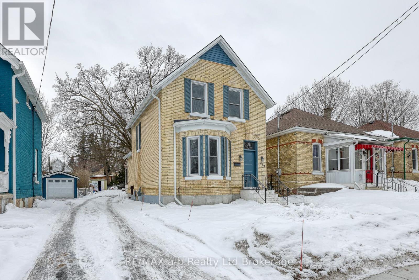 550 MARY STREET, Woodstock, Ontario