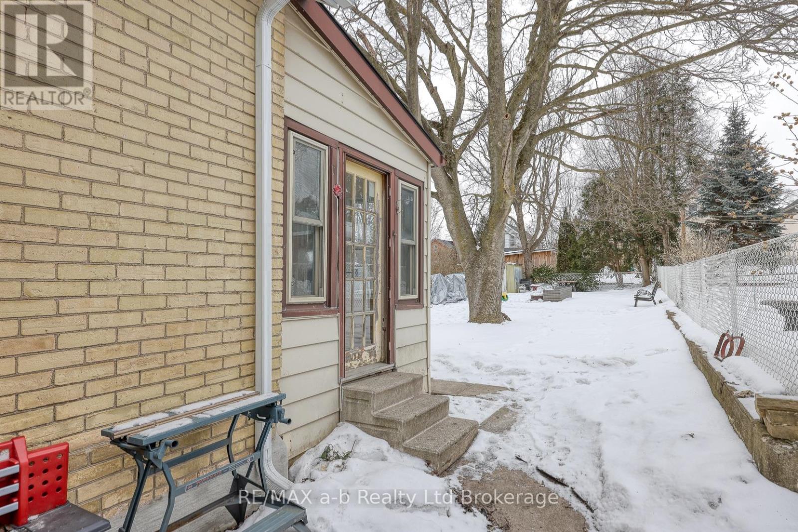 550 Mary Street, Woodstock, Ontario  N4S 4S9 - Photo 30 - X12817906