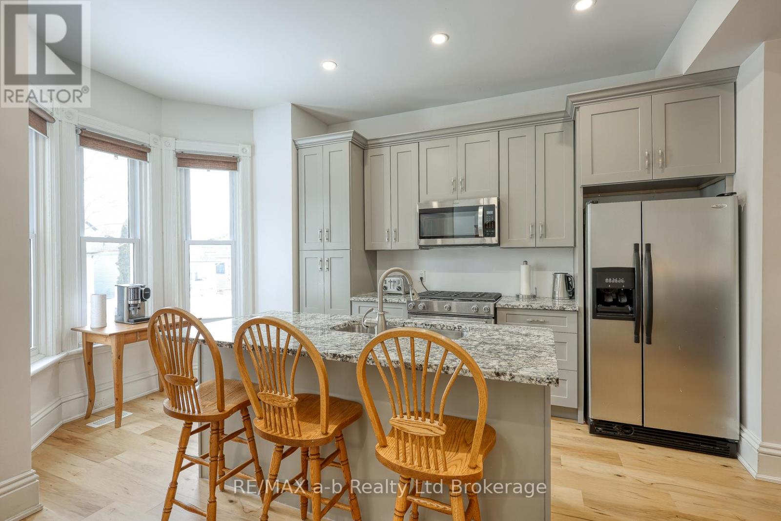 550 Mary Street, Woodstock, Ontario  N4S 4S9 - Photo 9 - X12817906