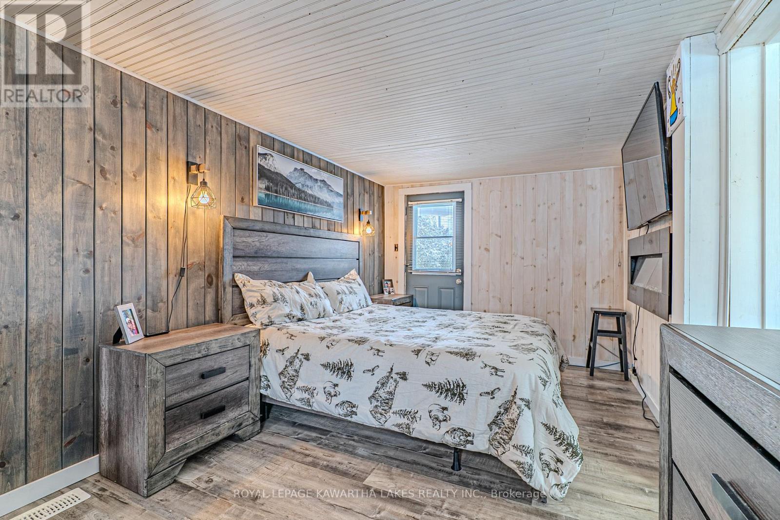 130 Crawford Road, Kawartha Lakes (Carden), Ontario  L0K 1B0 - Photo 5 - X12817896