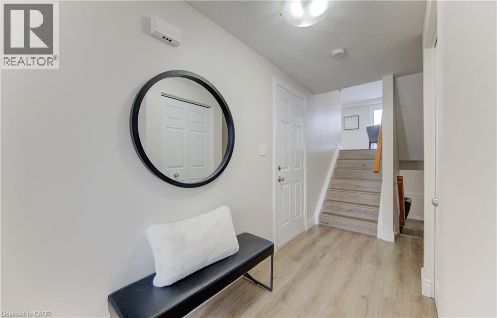 68 Max Becker Drive, Kitchener, Ontario  N2E 3V8 - Photo 5 - 40806902