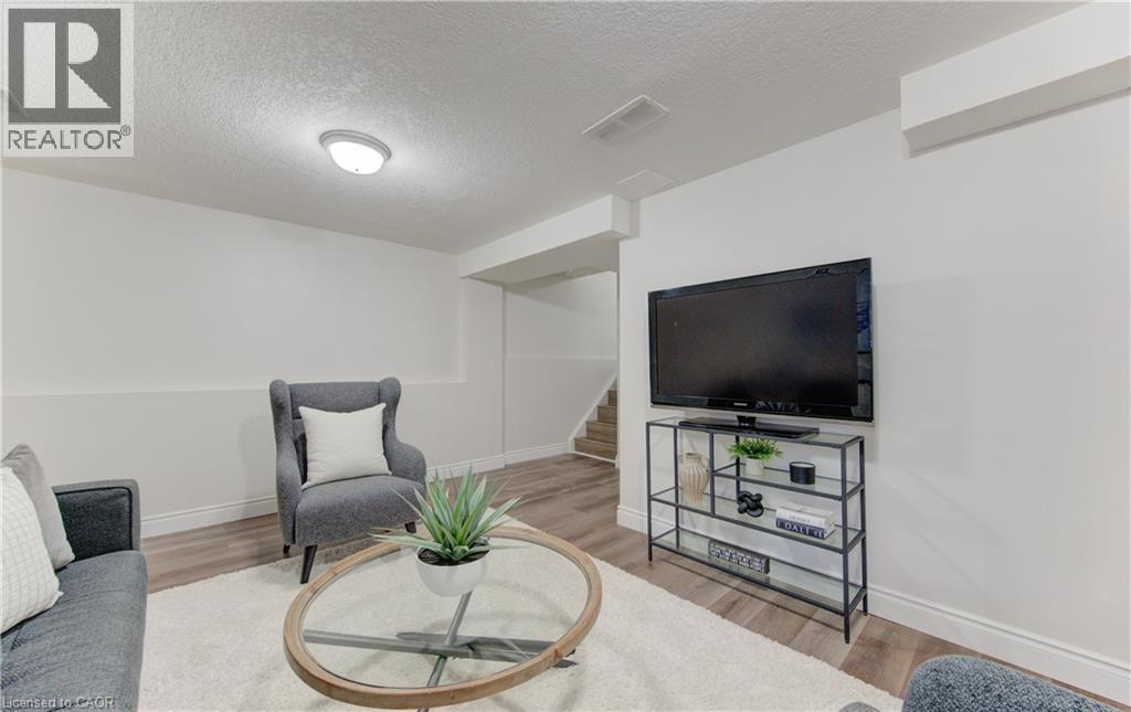 68 Max Becker Drive, Kitchener, Ontario  N2E 3V8 - Photo 34 - 40806902