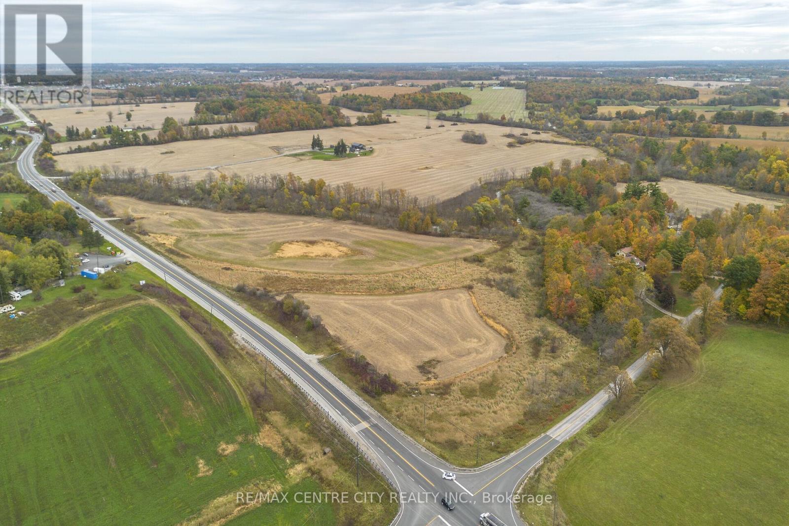 5300 Hwy 6, Haldimand, Ontario  N3W 2A2 - Photo 13 - X12817932