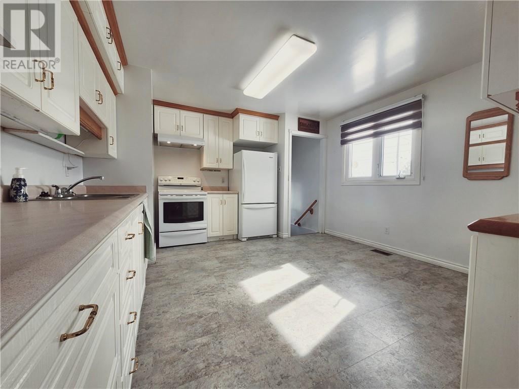 9 Falcon Street, Chelmsford, Ontario  P0M 1L0 - Photo 15 - 2126554