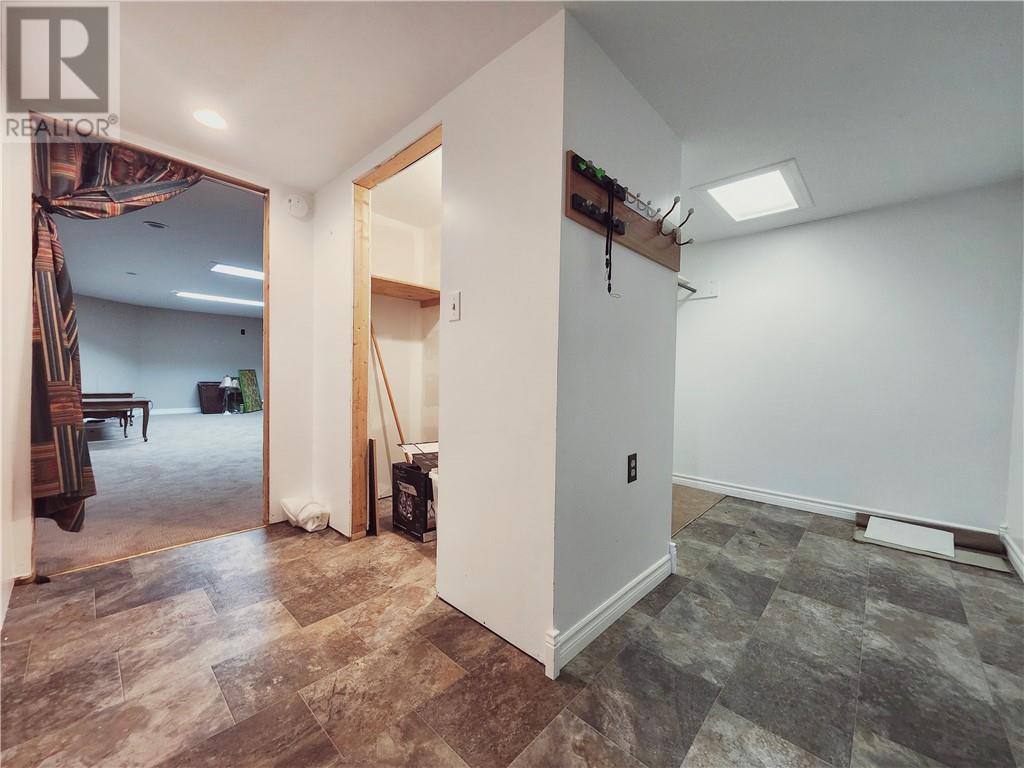 9 Falcon Street, Chelmsford, Ontario  P0M 1L0 - Photo 17 - 2126554